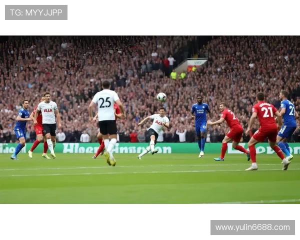 与足球明星的精彩视频互动让我感受到了不一样的运动魅力与激情 与足球明星的精彩视频互动让我感受到了不一样的运动魅力与激情