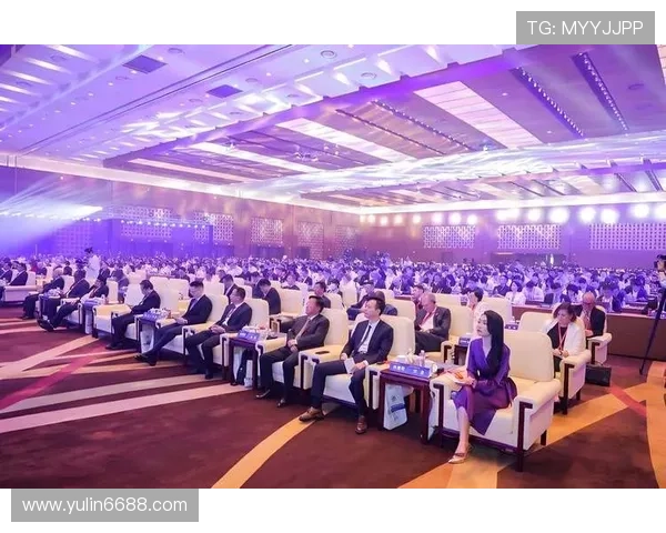 中国足球明星的崛起与发展历程解析及其在国际舞台上的影响力 中国足球明星的崛起与发展历程解析及其在国际舞台上的影响力