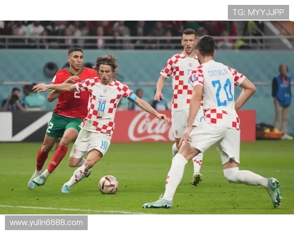 克罗地亚足球明星的辉煌历程与精彩瞬间全景展示 克罗地亚足球明星的辉煌历程与精彩瞬间全景展示